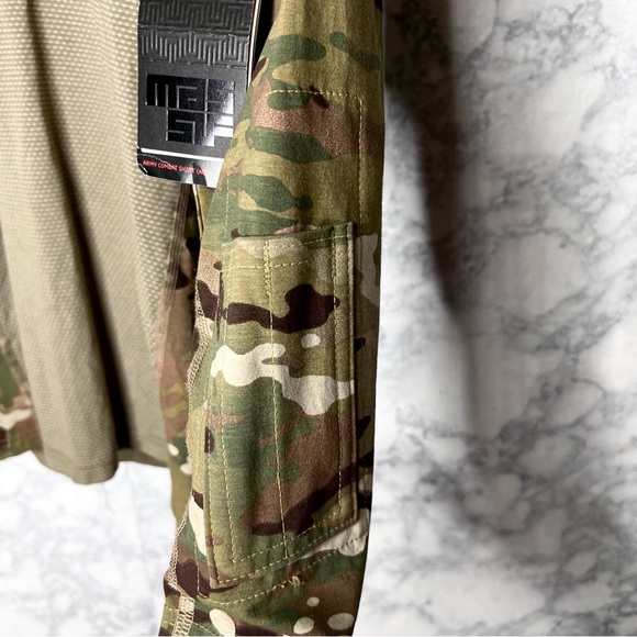 ⭐️ Massif Men’s Army OCP Flame Resistant Combat Shirt Size Medium - Picture 9 of 16